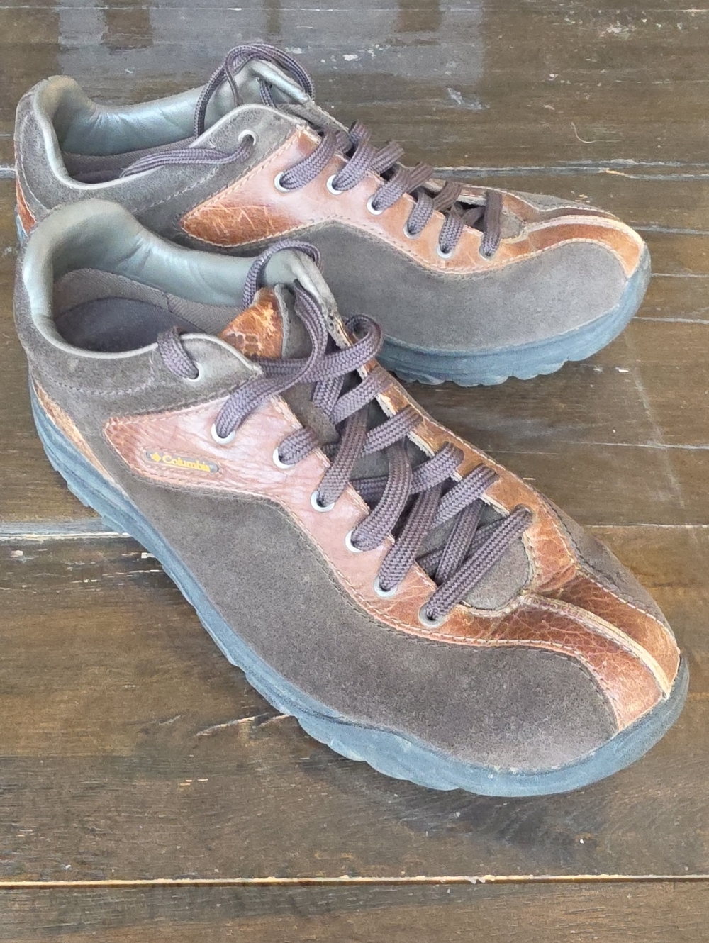 (10.5) Columbia Men's Brown and Tan Suede Lace-Up Hiking Gorpcore Athleisure